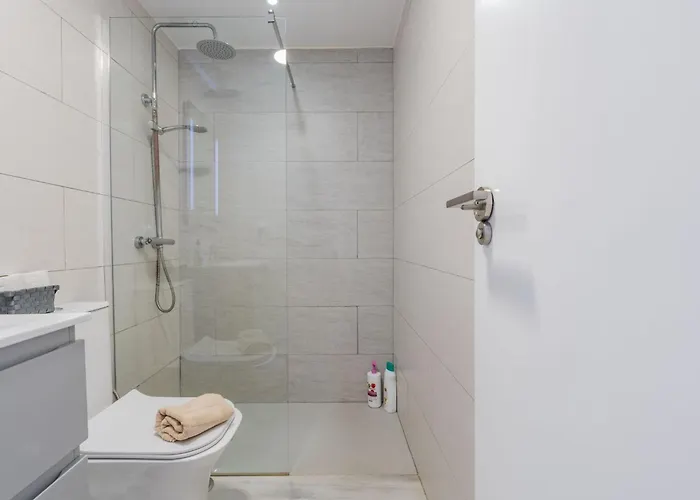 El Encanto Mit Terrasse By Interhome * קורלחו