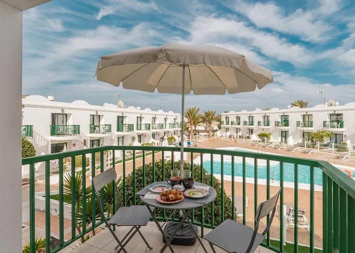 El Encanto Mit Terrasse By Interhome