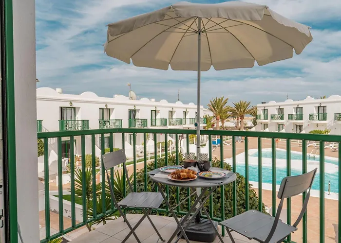 El Encanto Mit Terrasse By Interhome